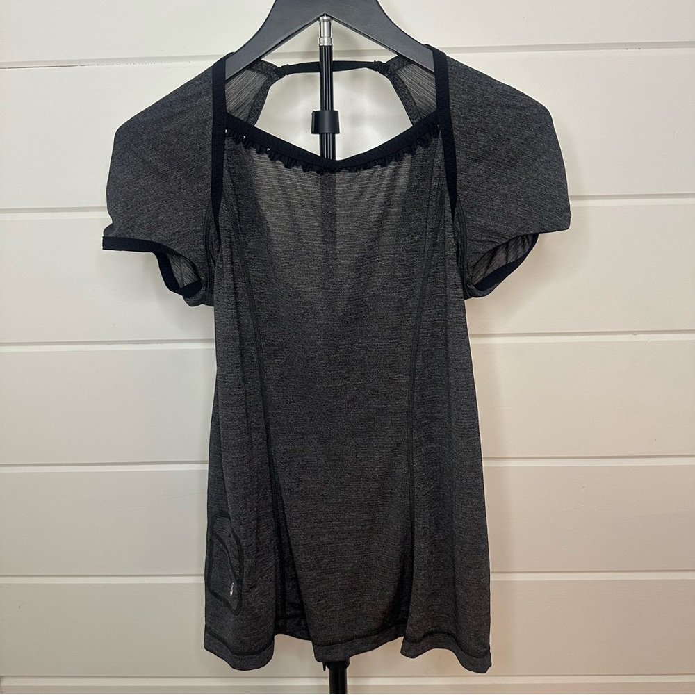 Lululemon Run Team Spirit Tech Short Sleeve Tee Heathered Black Size S